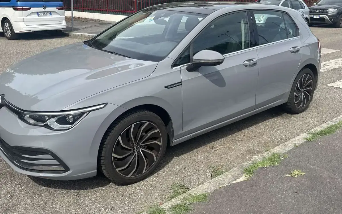 Usata VW Golf VIII Edition 150 CV (110 kW) 2020 Berlina