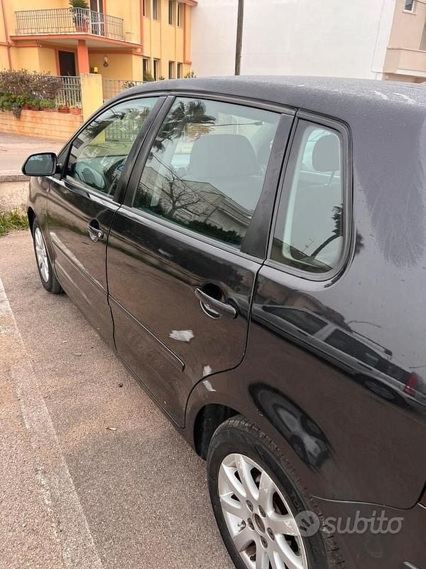 Usata VW Polo 75 CV (55 kW) 2009 Nero Utilitaria