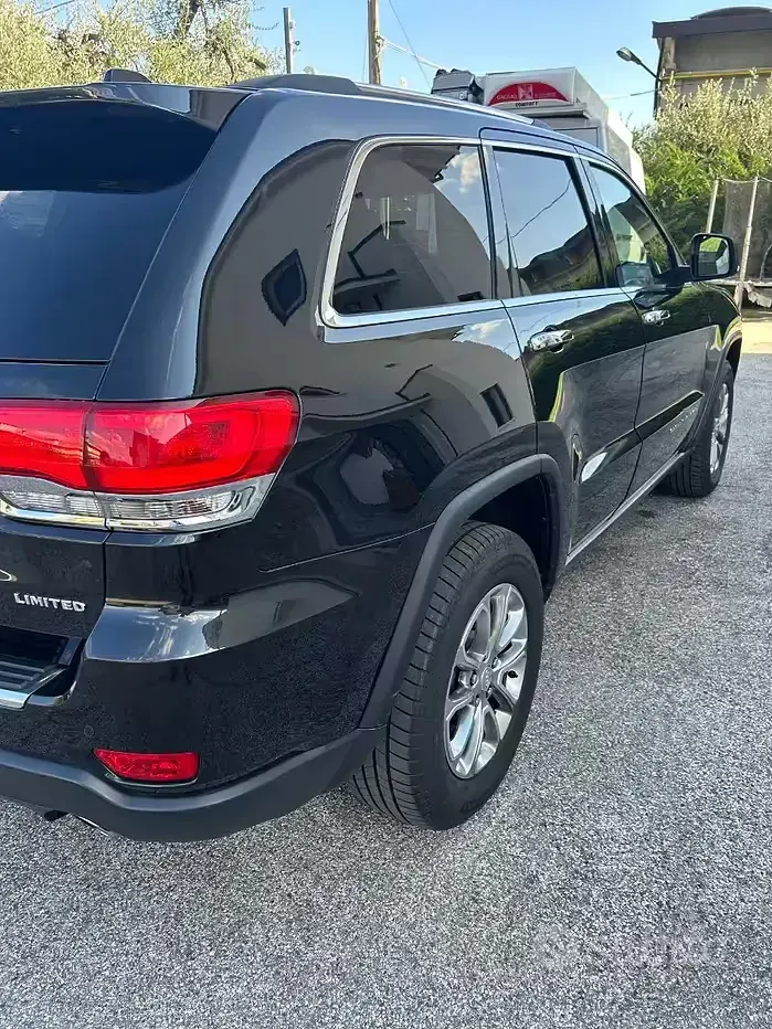 Usata Jeep Grand Cherokee 250 CV (183 kW) 2017 Nero SUV