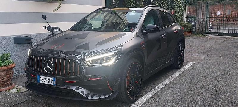 Usata Mercedes GLA45 AMG AMG 421 CV (309 kW) 2021 Grigio SUV