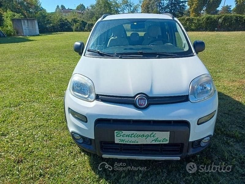 Usata Fiat Panda 4x4 86 CV (63 kW) 2015 Bianco Utilitaria