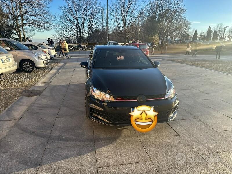 Nero Usata 2019 VW Golf VII GTI Tre volumi | 27.000 € (Buon prezzo) - Immagine 1/4