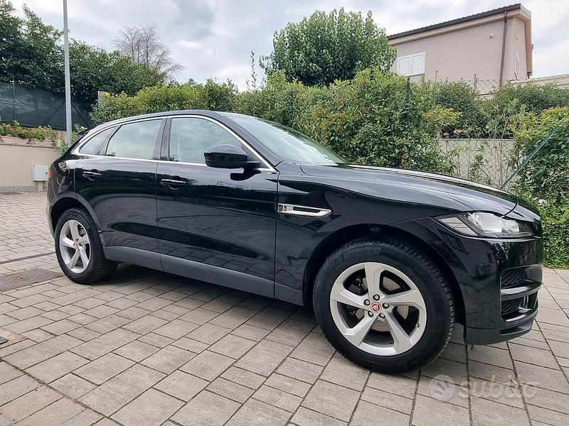 Nero Usata 2019 Jaguar F-Pace Prestige SUV | 16.500 € (Super prezzo) - Immagine 1/4