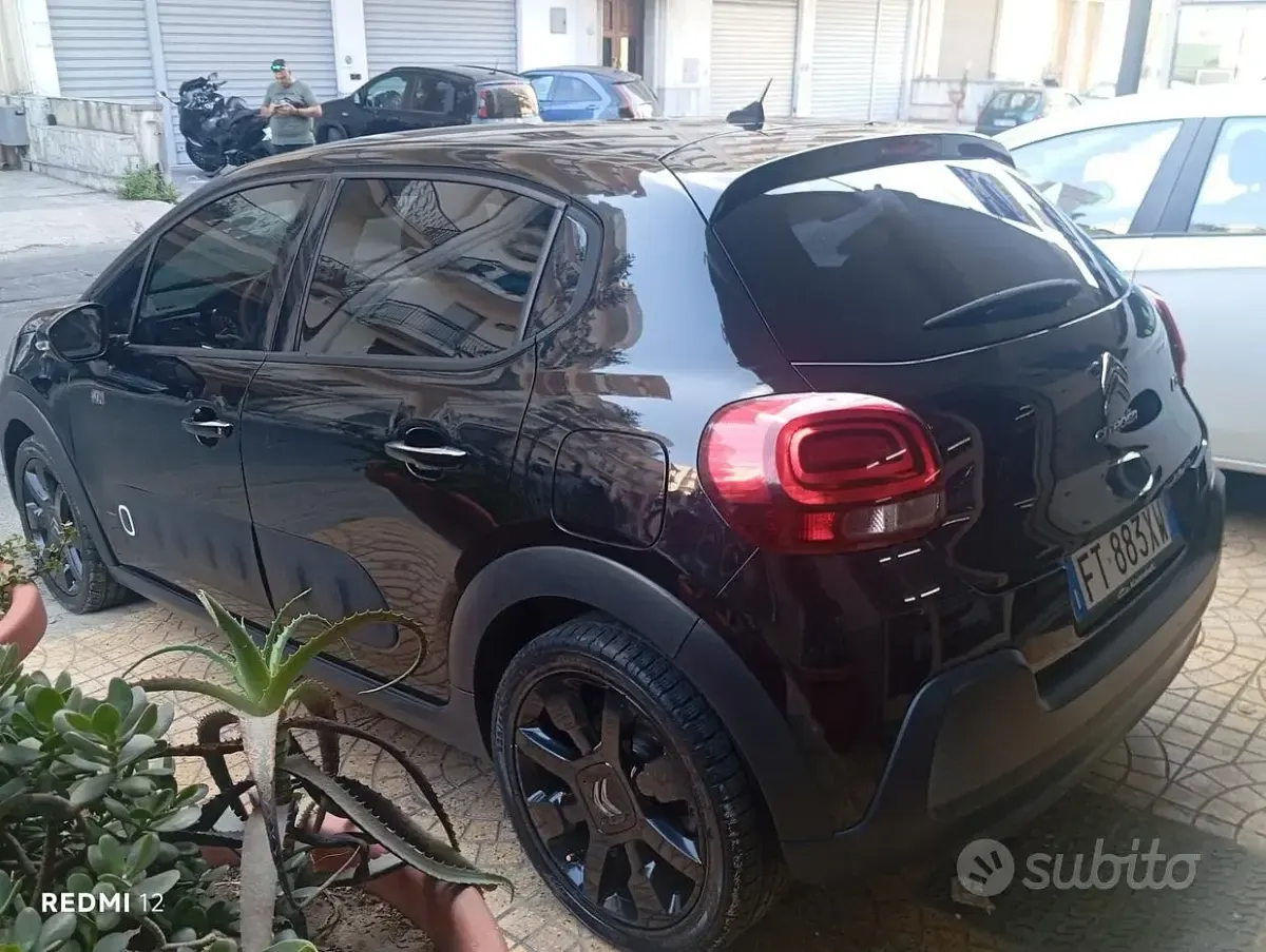 Usata Citroën C3 Shine 99 CV (72 kW) 2017 Nero Berlina