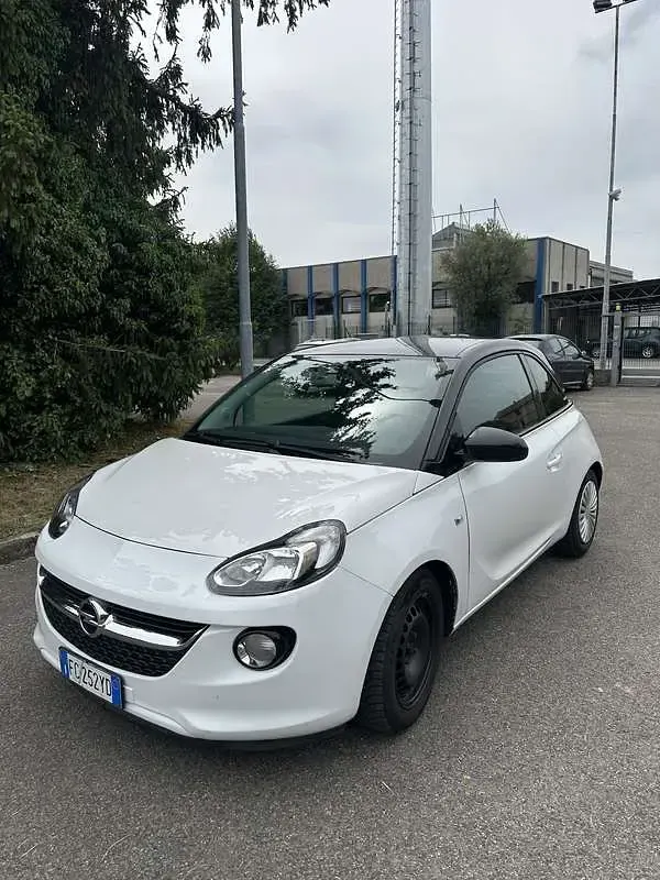 Usata Opel Adam Jam 69 CV (50 kW) 2016 Utilitaria