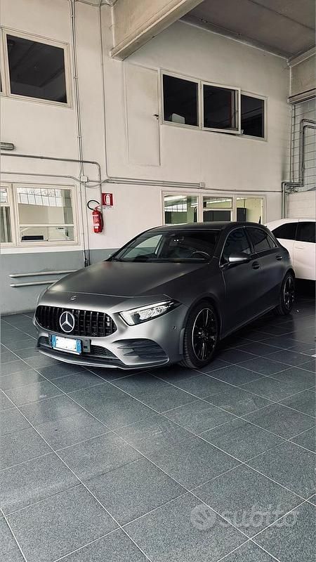 Usata Mercedes A200 Premium 163 CV (119 kW) 2020 Grigio Berlina