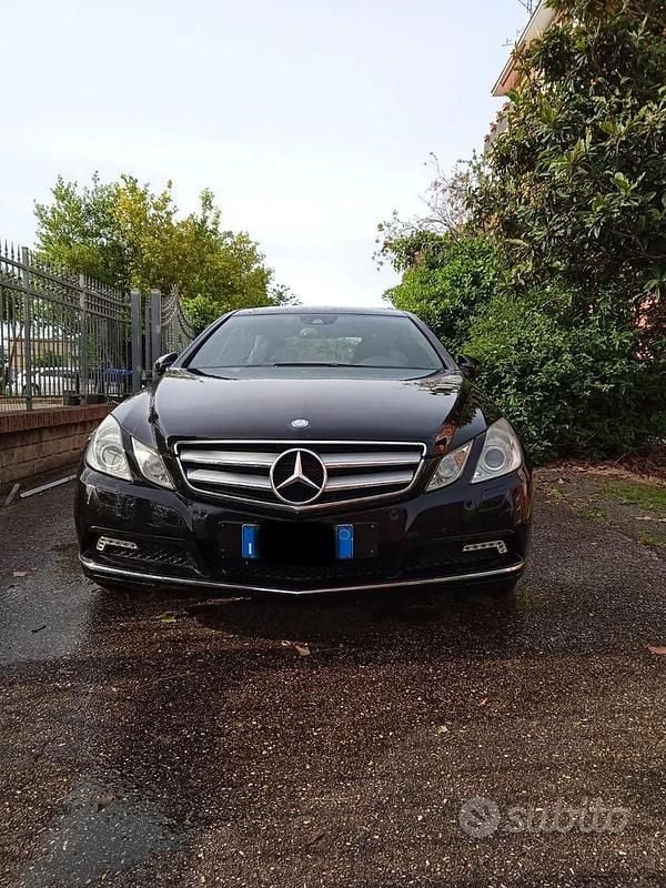 Usata Mercedes E300 2009 Nero Coupé