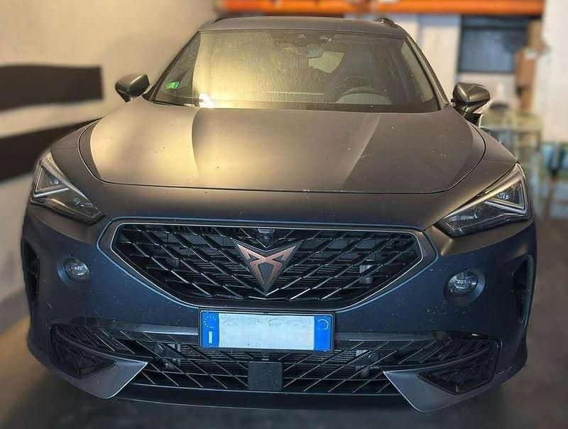 Blu/azzurro Usata 2023 Cupra Formentor VZ2 SUV | 32.500 € (Buon prezzo) - Immagine 1/4