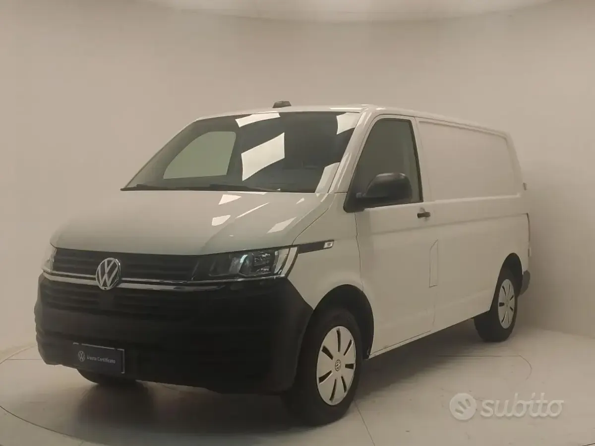 Usata VW T7 Business 110 CV (80 kW) 2024 Bianco Furgone