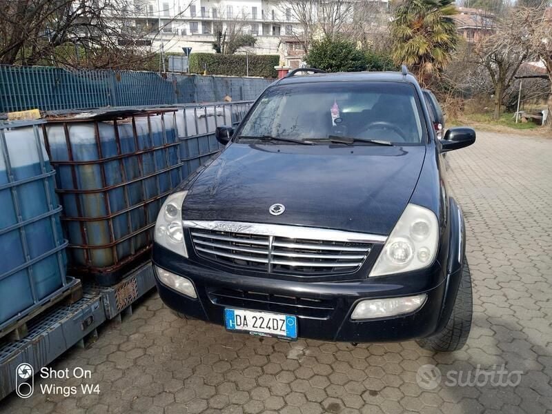 Usata 2006 Ssangyong Rexton SUV | 3900 € (Molto cara) - Immagine 1/4