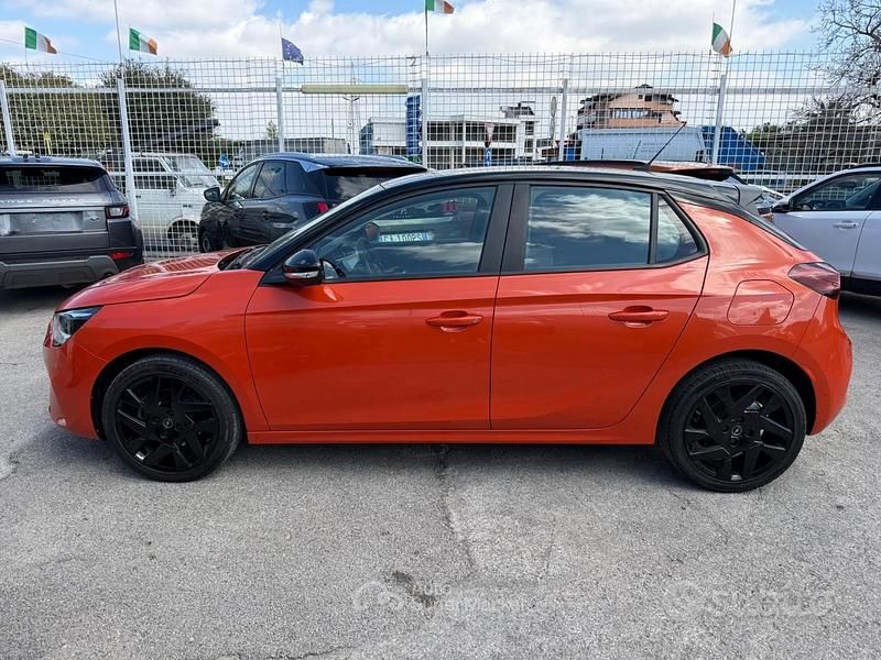 Usata Opel Corsa GS Line 102 CV (75 kW) 2022 Arancione Utilitaria