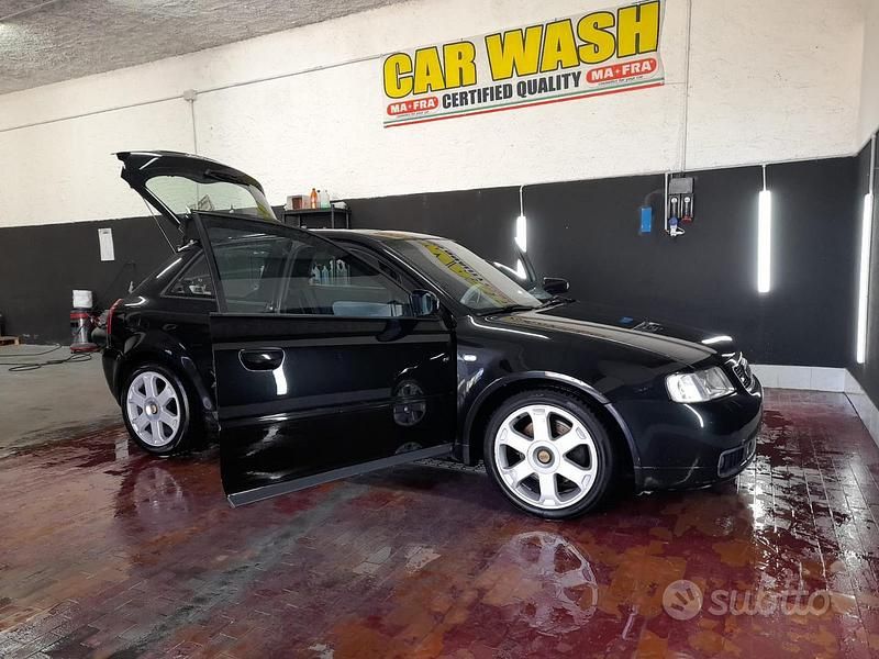 Usata Audi S3 210 CV (154 kW) 1999 Nero Utilitaria