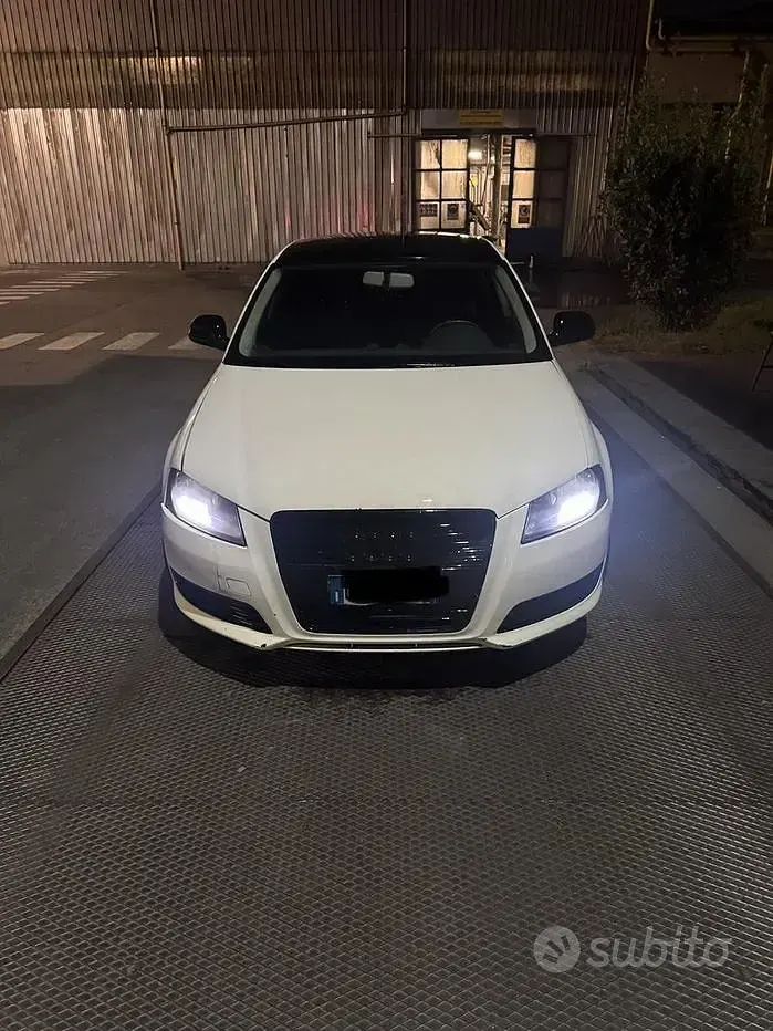 Usata Audi A3 105 CV (77 kW) 2009 Bianco Utilitaria