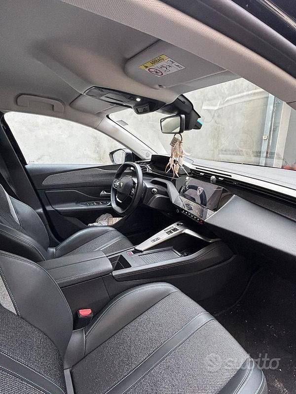 Usata Peugeot 308 Allure 131 CV (96 kW) 2023 Nero Berlina