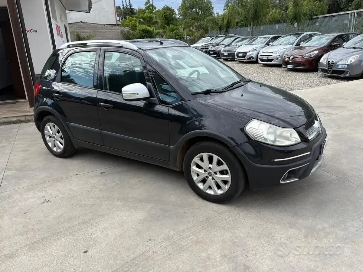 Usata Fiat Sedici Emotion 135 CV (99 kW) 2012 Nero SUV