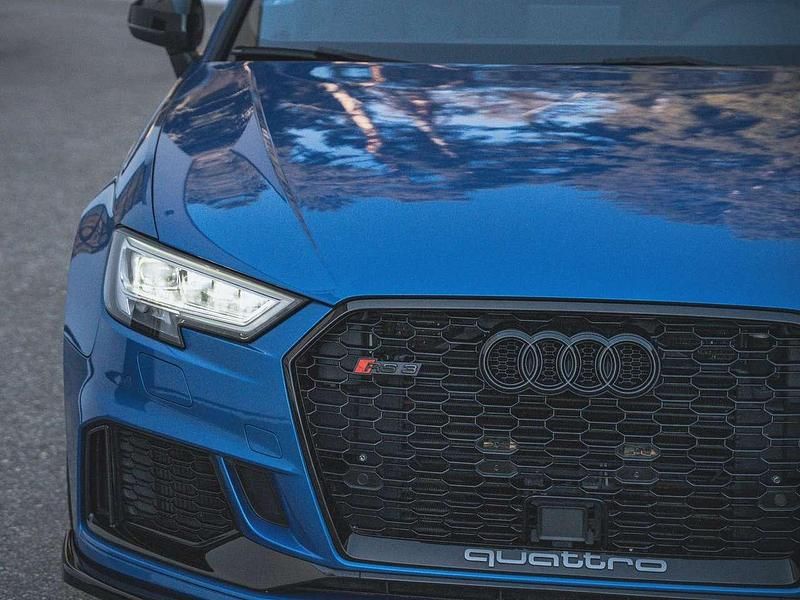Usata Audi RS3 400 CV (294 kW) 2019 Arablau kristalleffekt Berlina