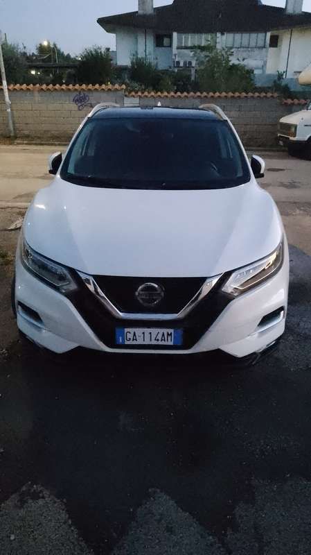 Bianco Usata 2020 Nissan Qashqai N-Connecta SUV | 15.000 € (Super prezzo) - Immagine 1/4