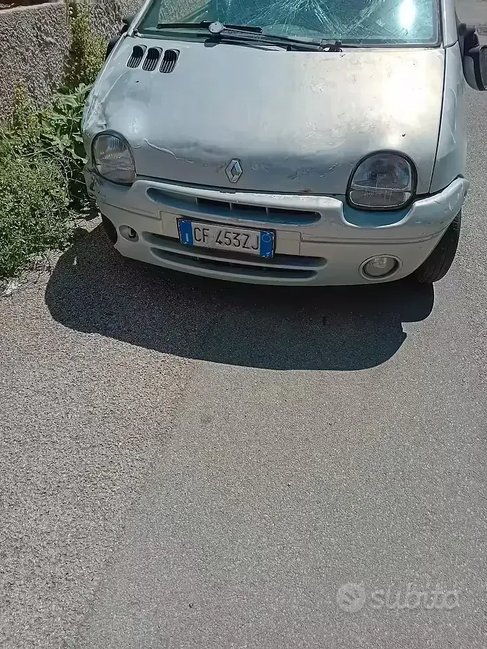 Usata Renault Twingo 75 CV (55 kW) 2003 Utilitaria