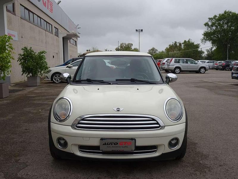 Usata Mini ONE 95 CV (69 kW) 2010 Beige Utilitaria