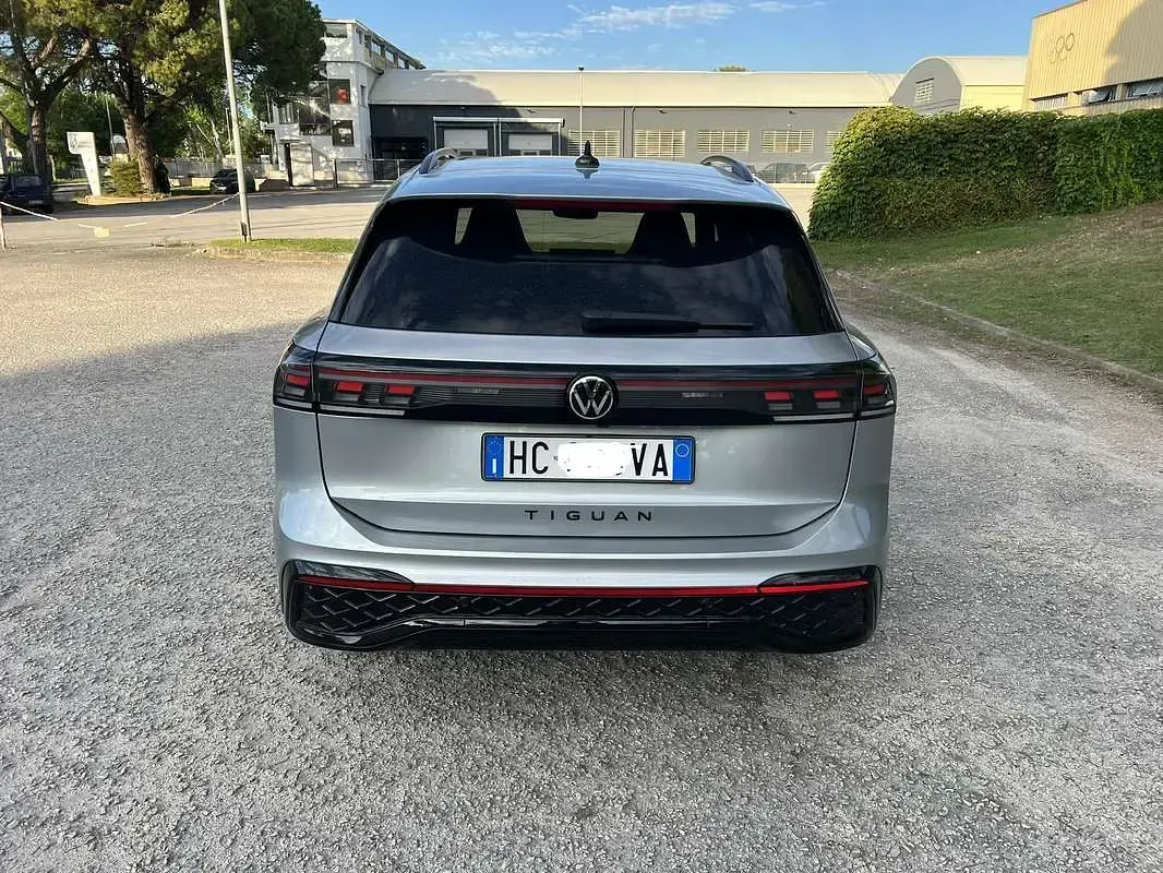 Nuova VW Tiguan Edition 150 CV (110 kW) 2026 SUV