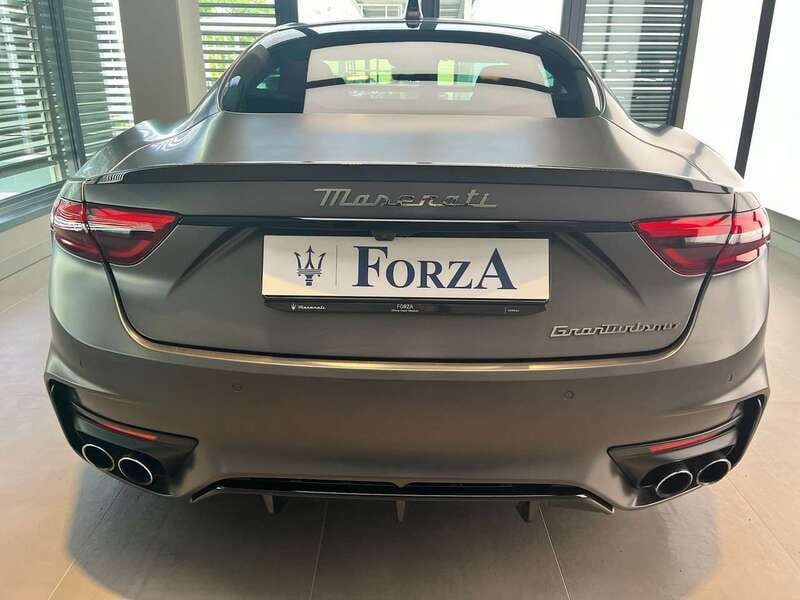Usata Maserati Granturismo 549 CV (403 kW) 2023 Grigio Coupé