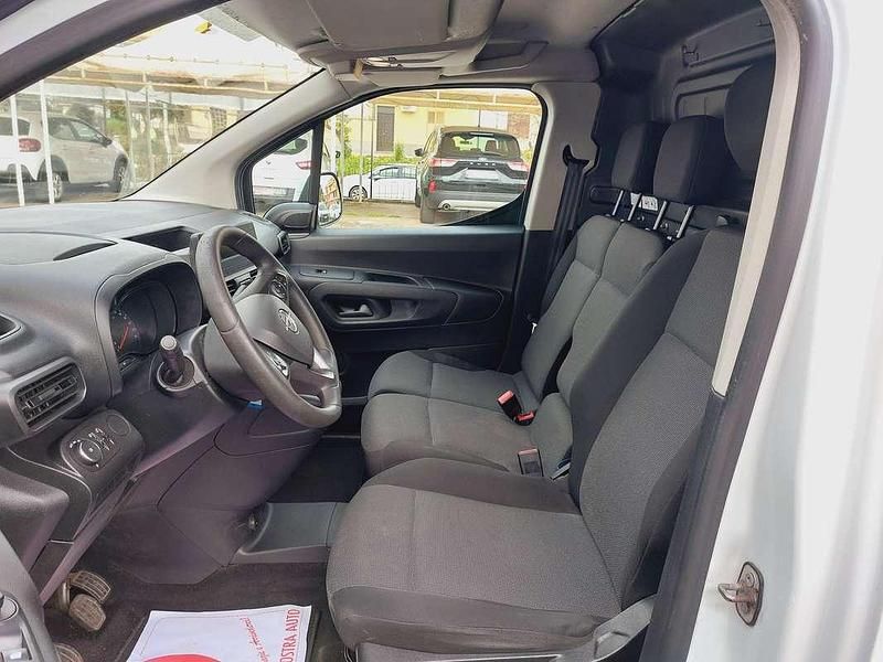 Usata Opel Combo 101 CV (74 kW) 2021 Bianco Furgone