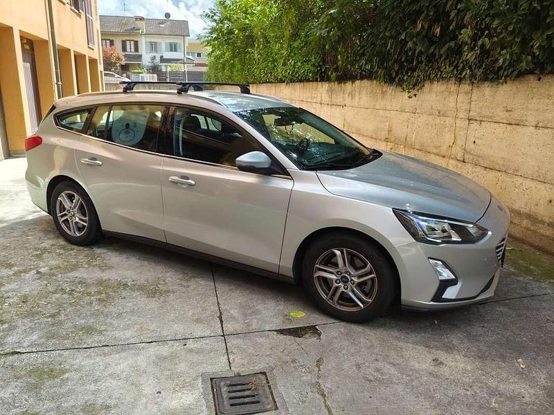 Usata Ford Focus Business Edition 120 CV (88 kW) 2020 Argento Station wagon
