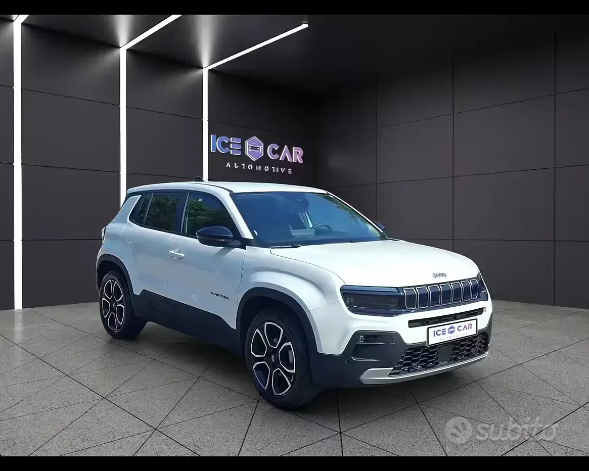 Usata Jeep Avenger Summit 101 CV (74 kW) 2025 Bianco SUV