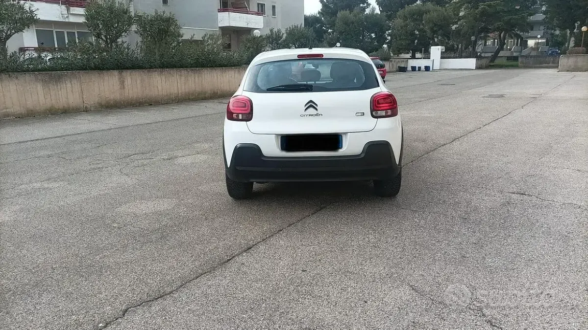 Usata Citroën C3 Feel 102 CV (75 kW) 2022 Bianco Berlina