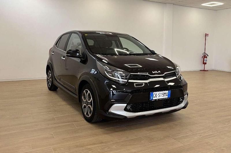 Usata Kia Picanto X-Line 67 CV (49 kW) 2022 Nero Utilitaria