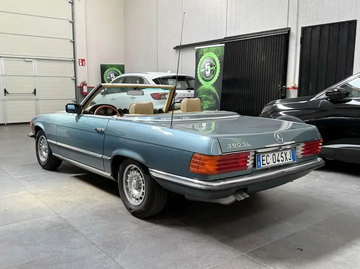Usata Mercedes SL380 218 CV (160 kW) 1982 Other Cabrio