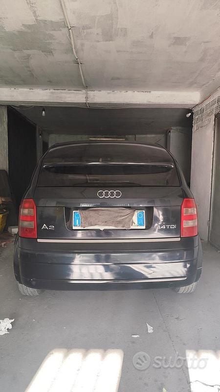 Usata Audi A2 75 CV (55 kW) 2001 Nero Utilitaria