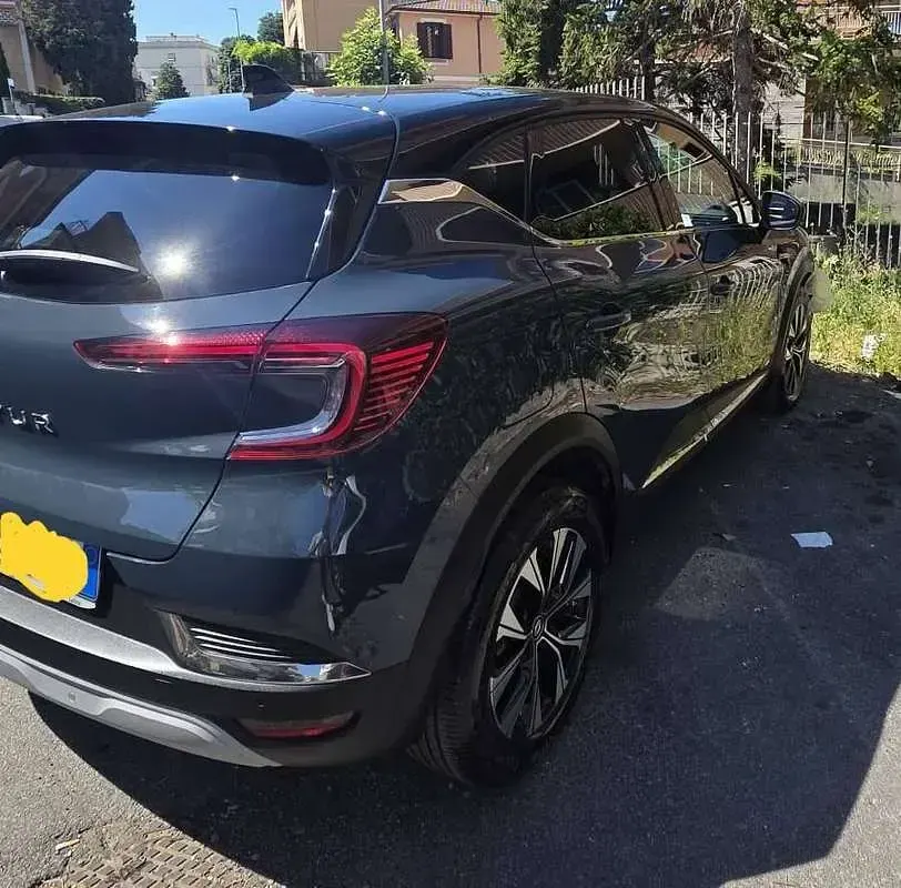 Usata Renault Captur Techno 101 CV (74 kW) 2023 Nero SUV