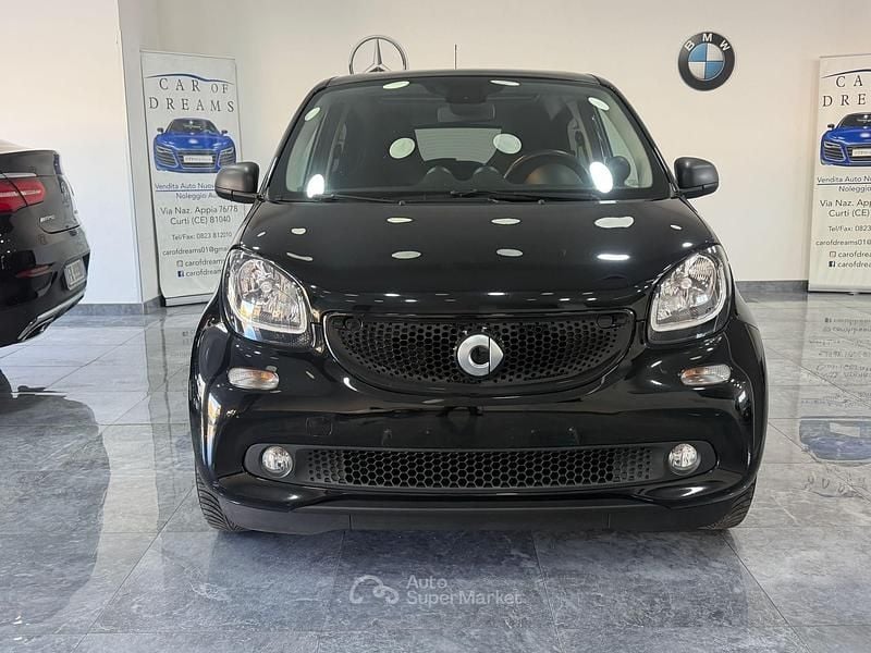 Begagnad Smart ForFour 72 HK (52 kW) 2019 Svart Halvkombi