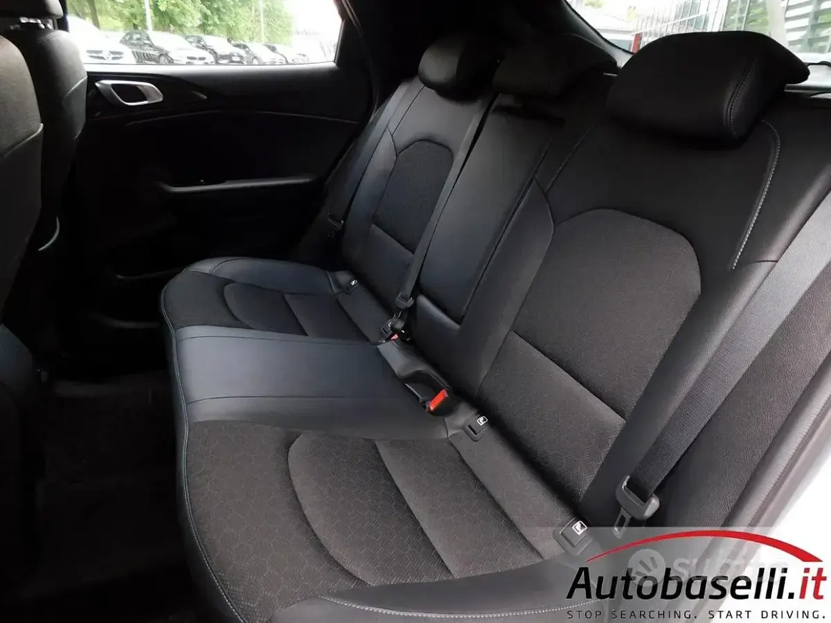 Usata Kia XCeed 140 CV (102 kW) 2025 Grigio SUV