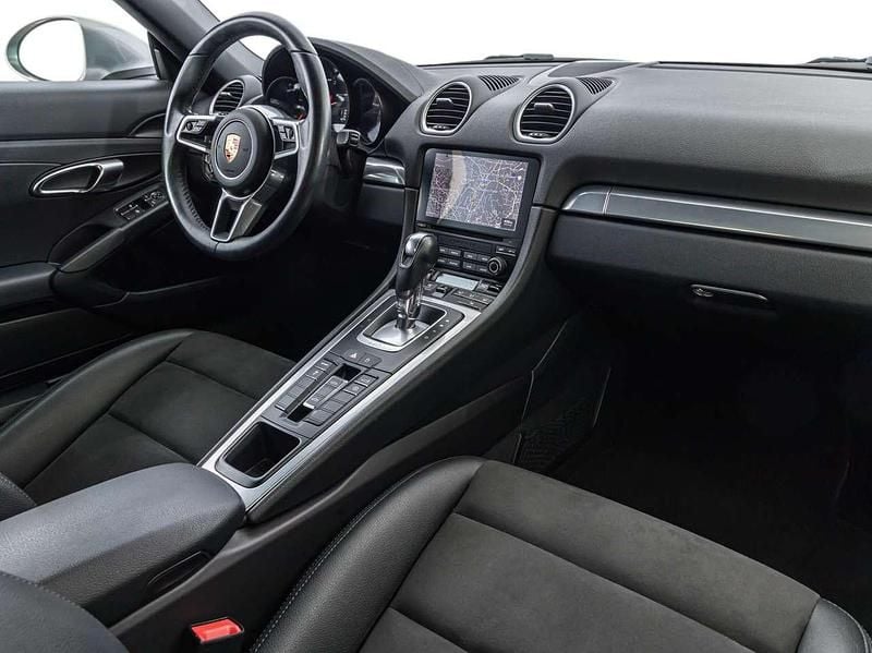 Usata Porsche 718 Boxster 299 CV (219 kW) 2022 Argento Cabrio