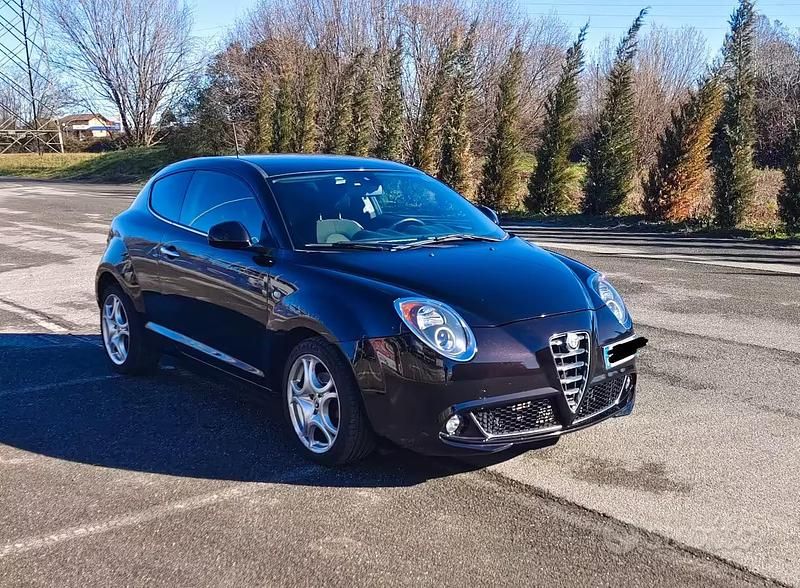Usata Alfa Romeo MiTo Distinctive 120 CV (88 kW) 2015 Utilitaria