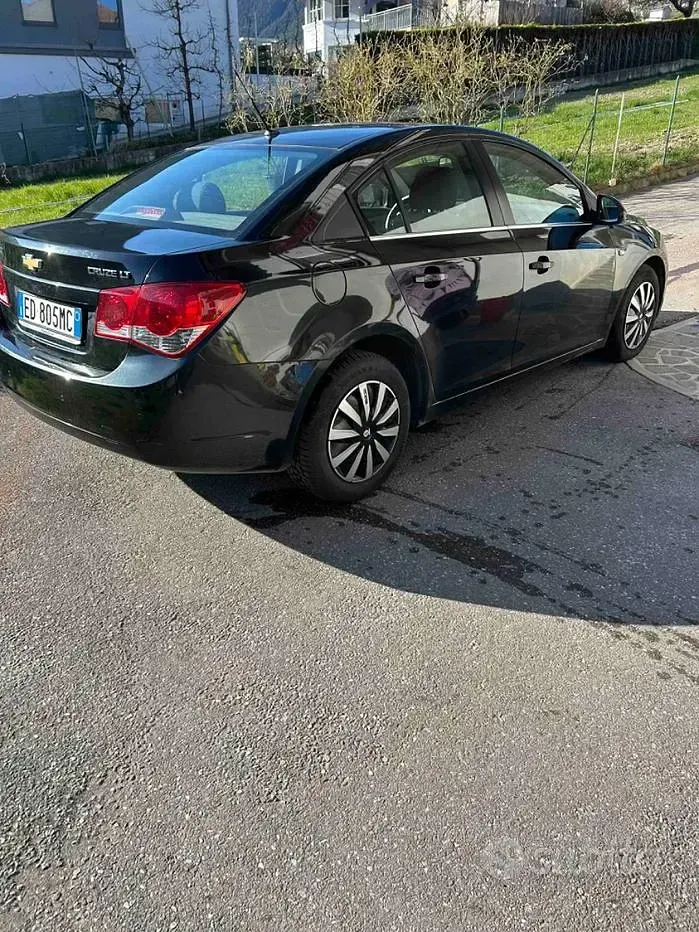Usata Chevrolet Cruze 150 CV (110 kW) 2010 Nero Berlina