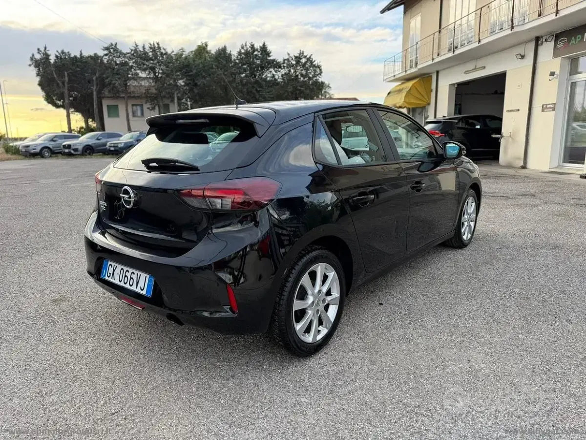 Usata Opel Corsa Elegance 75 CV (55 kW) 2022 Other Utilitaria