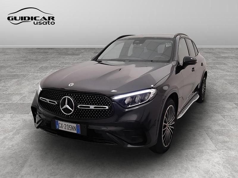 Grigio Usata 2024 Mercedes GLC300e Advanced SUV | 59.400 € (Buon prezzo) - Immagine 1/4