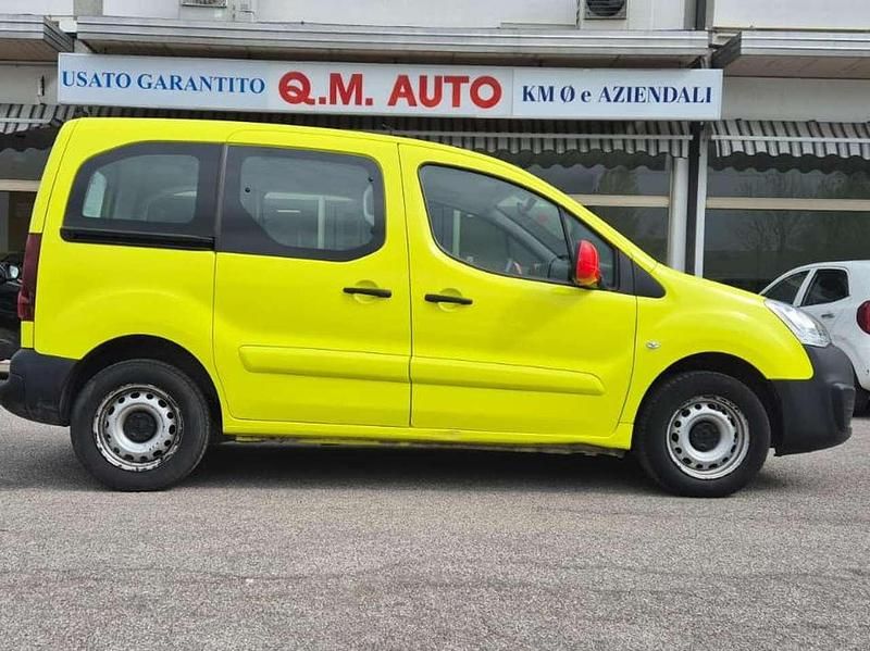 Usata Peugeot TePee Access 75 CV (55 kW) 2018 Giallo Furgone