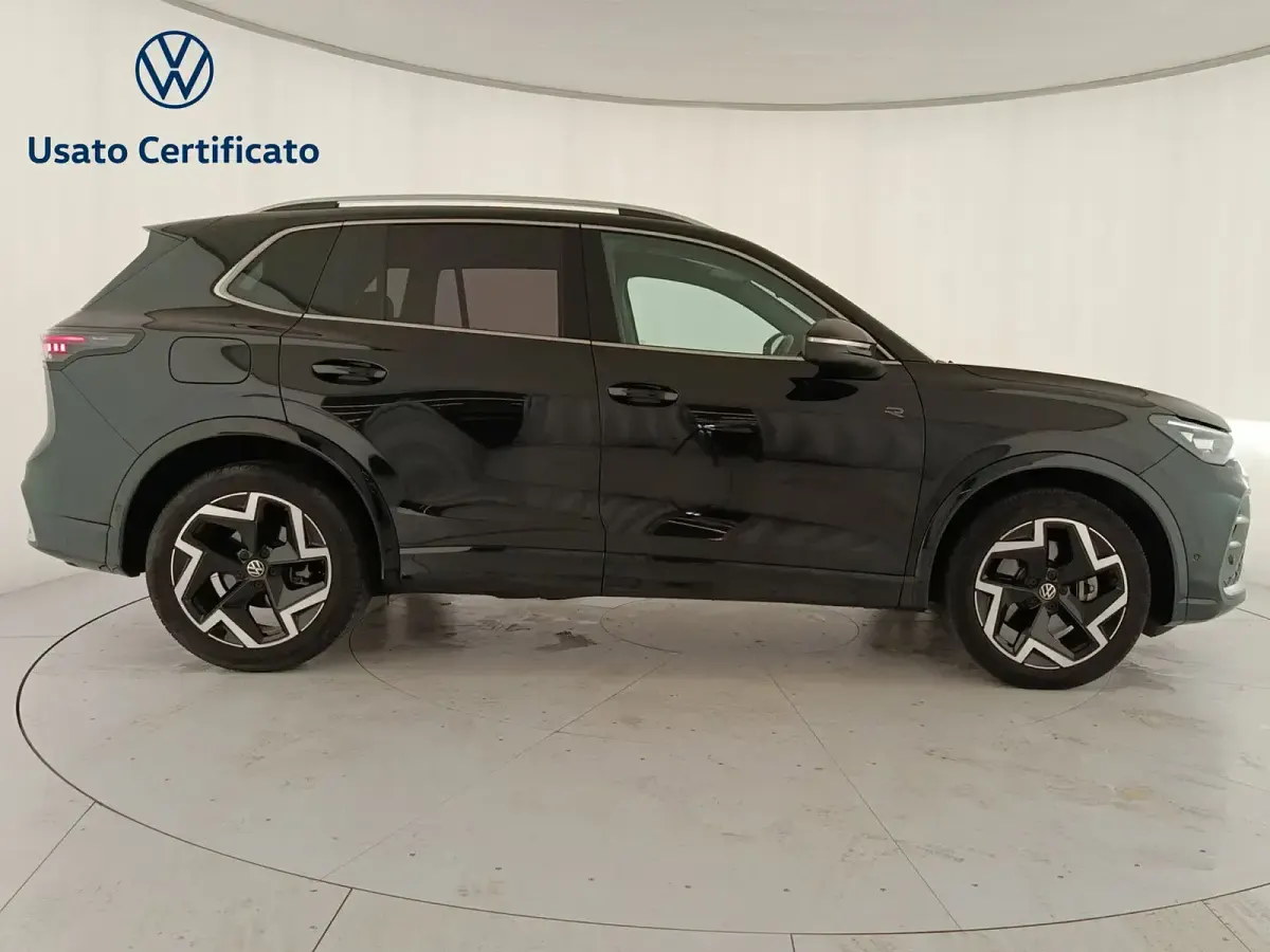 Usata VW Tiguan R-line Plus 150 CV (110 kW) 2025 Nero SUV