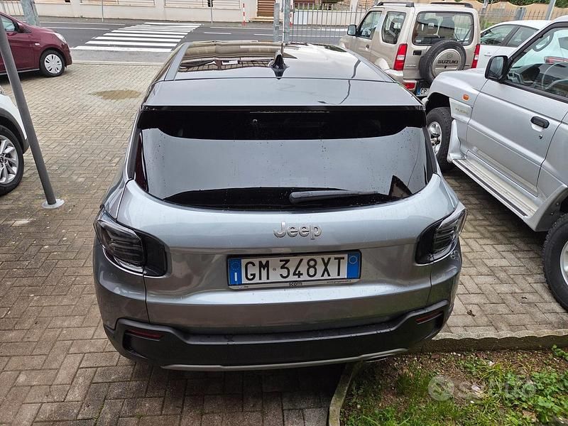 Usata Jeep Avenger Summit 101 CV (74 kW) 2023 Grigio SUV