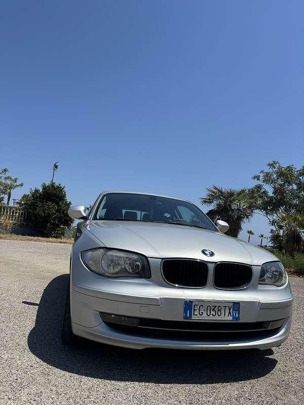 Usata 2009 BMW 116 Due volumi | 6000 € (Cara) - Immagine 1/4