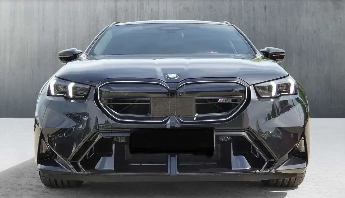 Nuova BMW M5 585 CV (430 kW) 2026 Other Station wagon