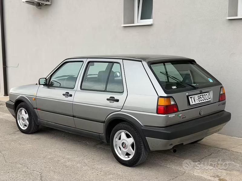 Usata VW Golf II GTD 80 CV (58 kW) 1990 Grigio Utilitaria