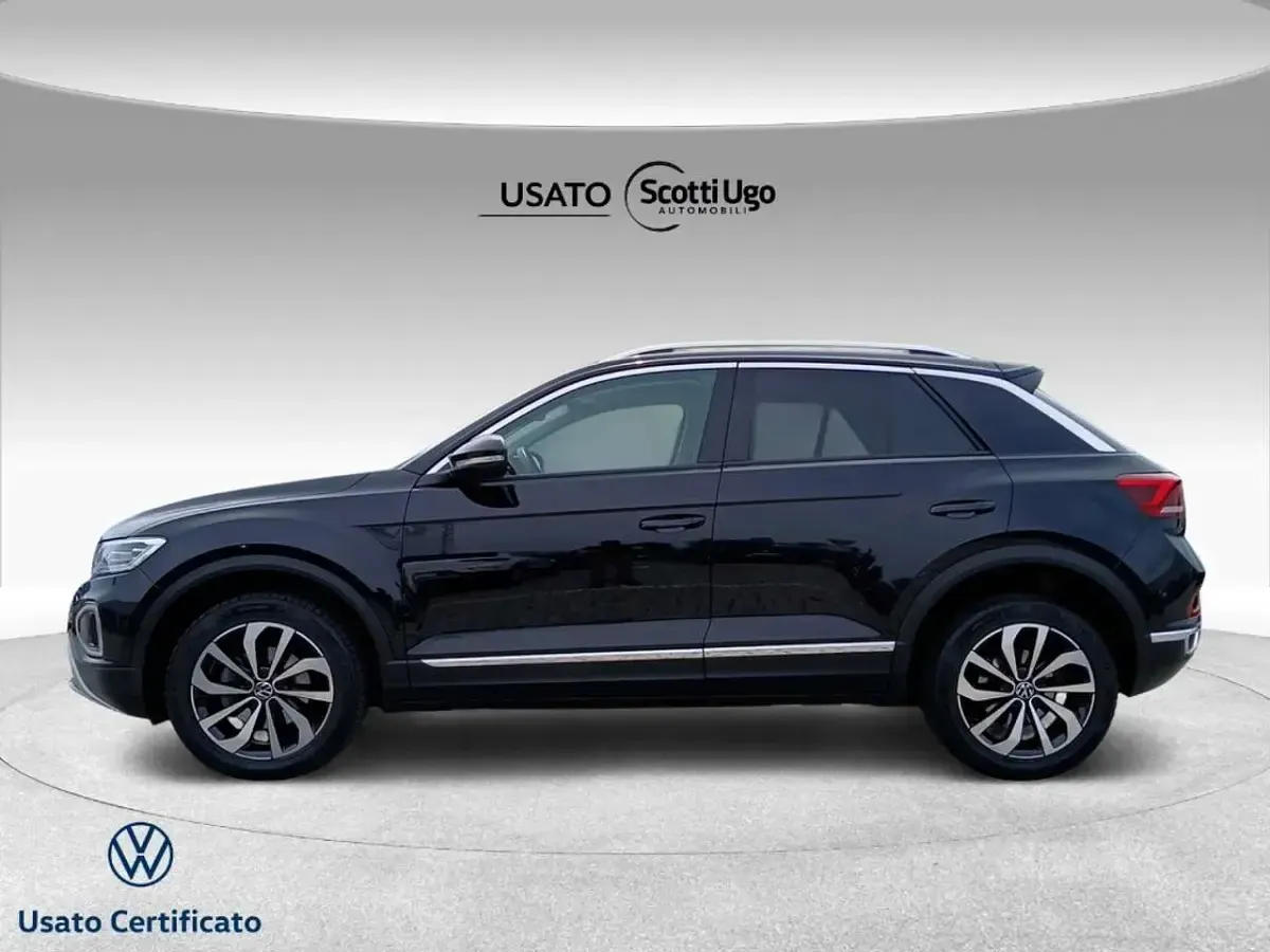 Usata VW T-Roc Style 150 CV (110 kW) 2023 0q bianco puro SUV