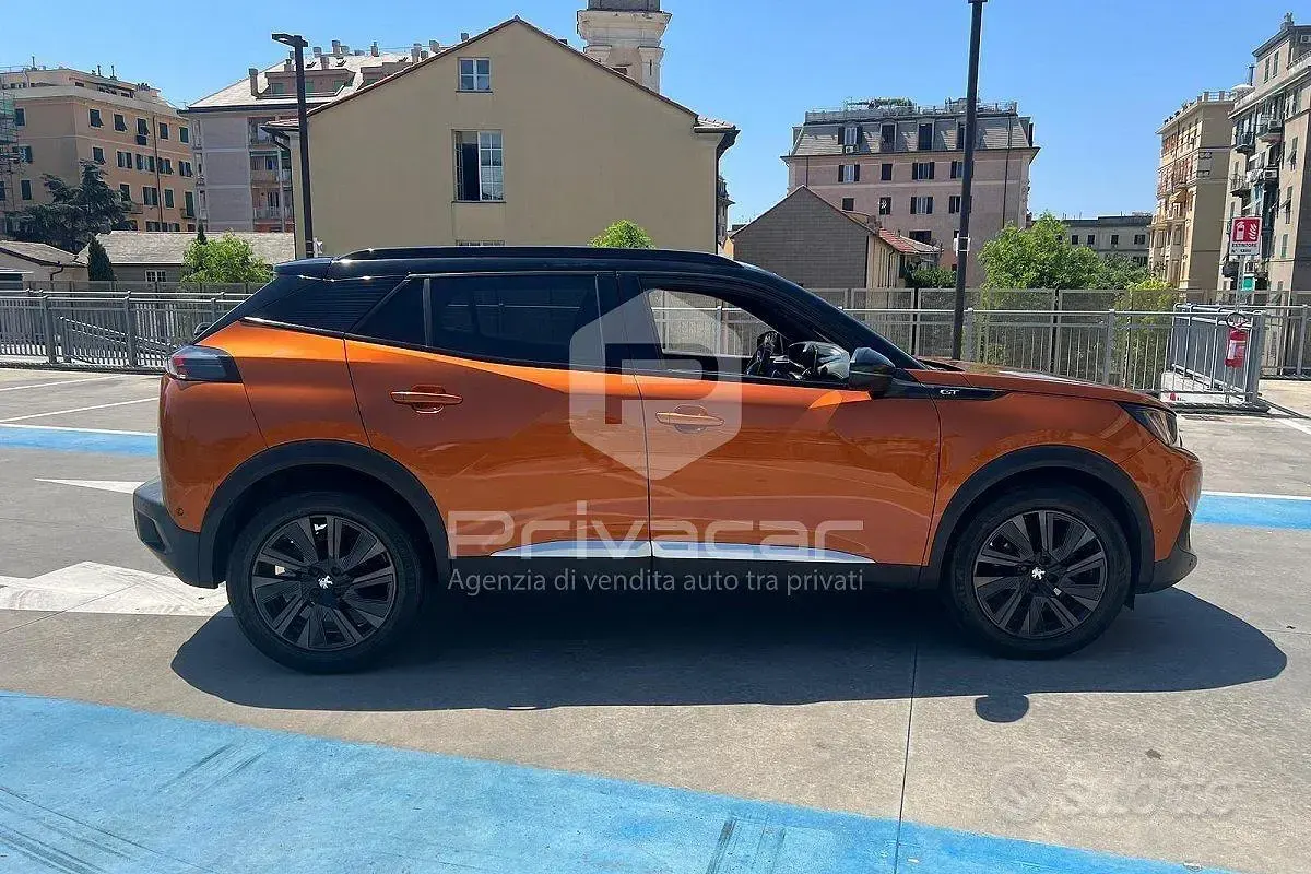 Usata Peugeot 2008 GT 155 CV (114 kW) 2020 Arancione SUV