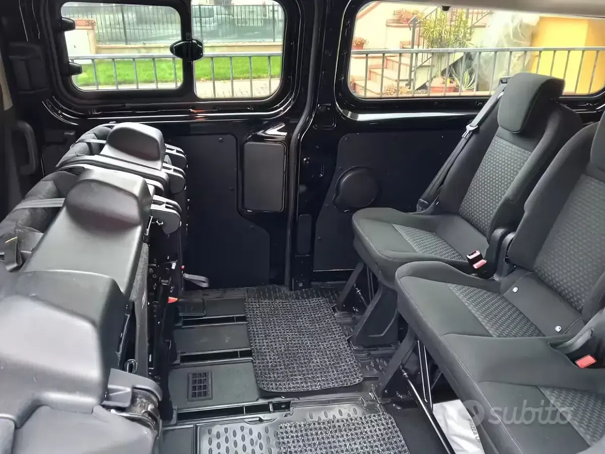 Usata Ford Transit Custom 136 CV (100 kW) 2021 Nero Furgone