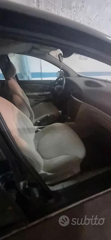 Usata Citroën C5 116 CV (85 kW) 2005 Berlina